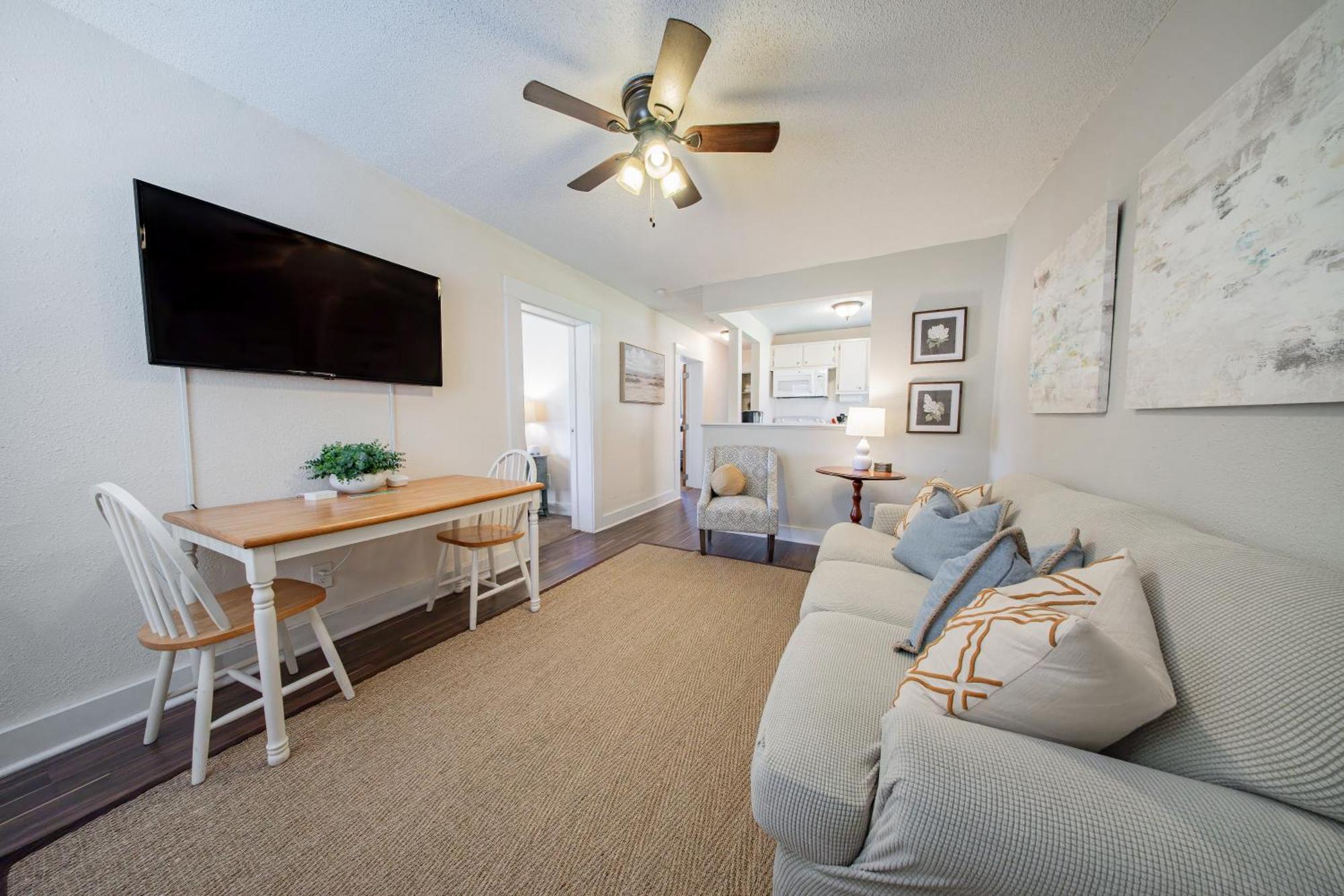 The Flats On Florida St - Super Comfy 2-Bedroom Apartments Mobile Exterior foto